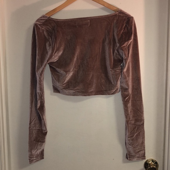 🐈 UO Paradox Ruched Cropped Top (FINAL OFFER!!) - Picture 8 of 8